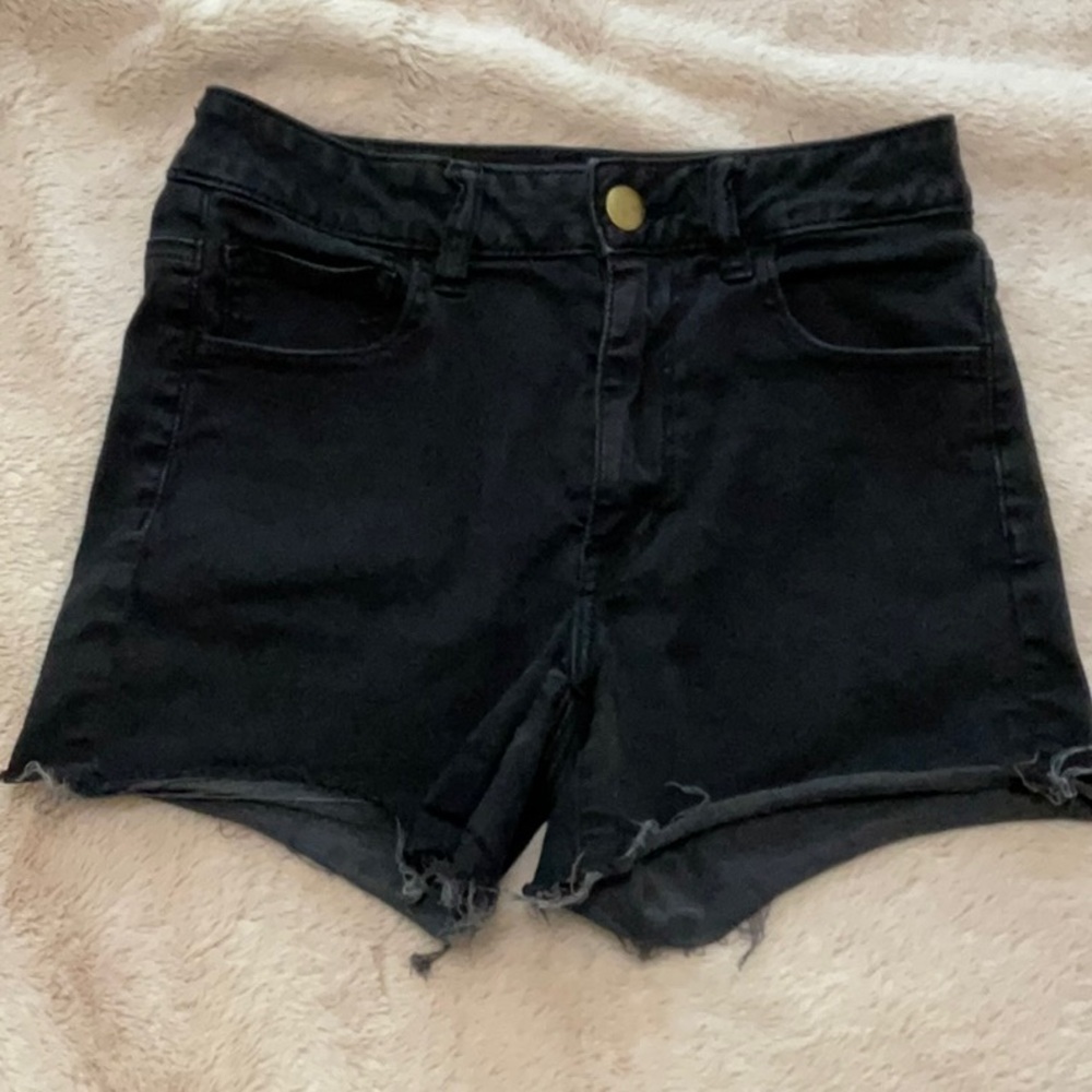 American Eagle Super Super Stretch Black Jean Shorts High-Waisted Raw Edge, Sz 8